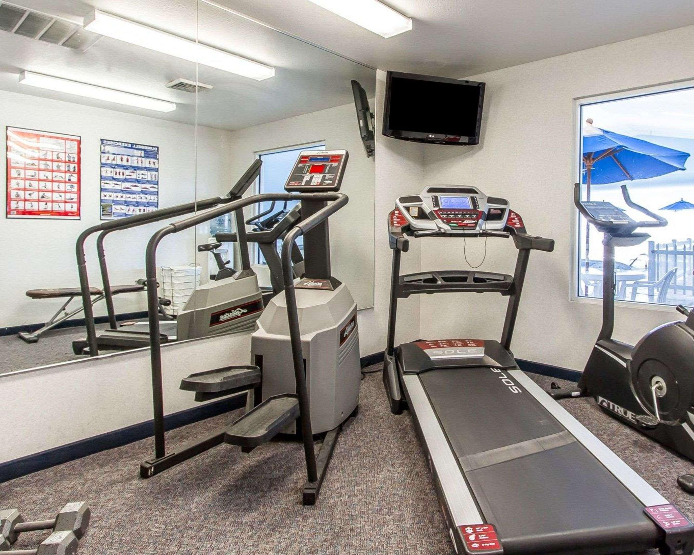Quality Inn & Suites Fort Madison Near Hwy 61 Luaran gambar