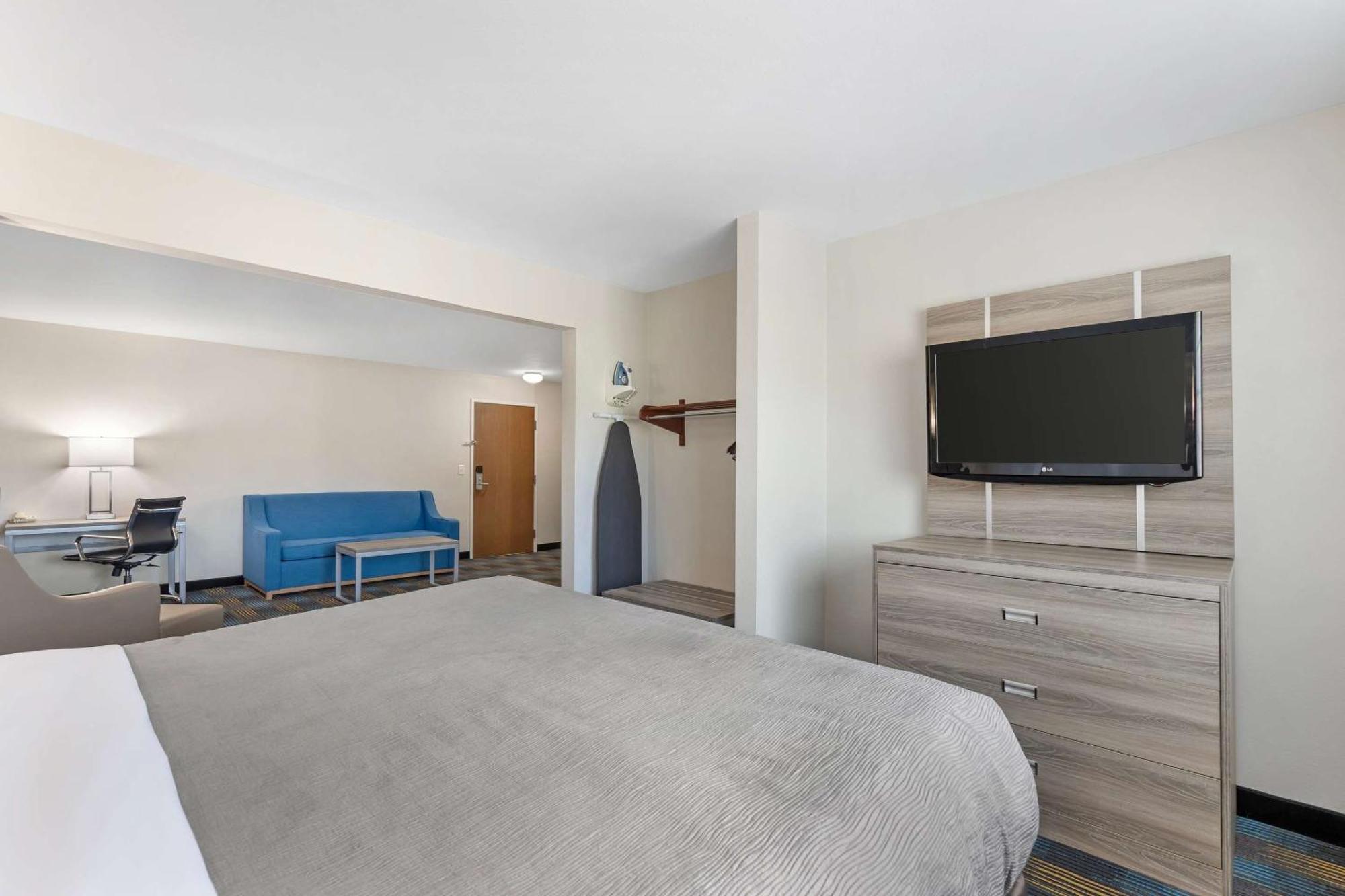 Quality Inn & Suites Fort Madison Near Hwy 61 Luaran gambar