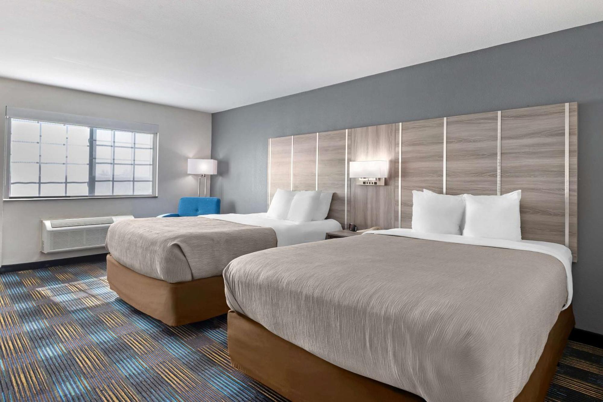 Quality Inn & Suites Fort Madison Near Hwy 61 Luaran gambar