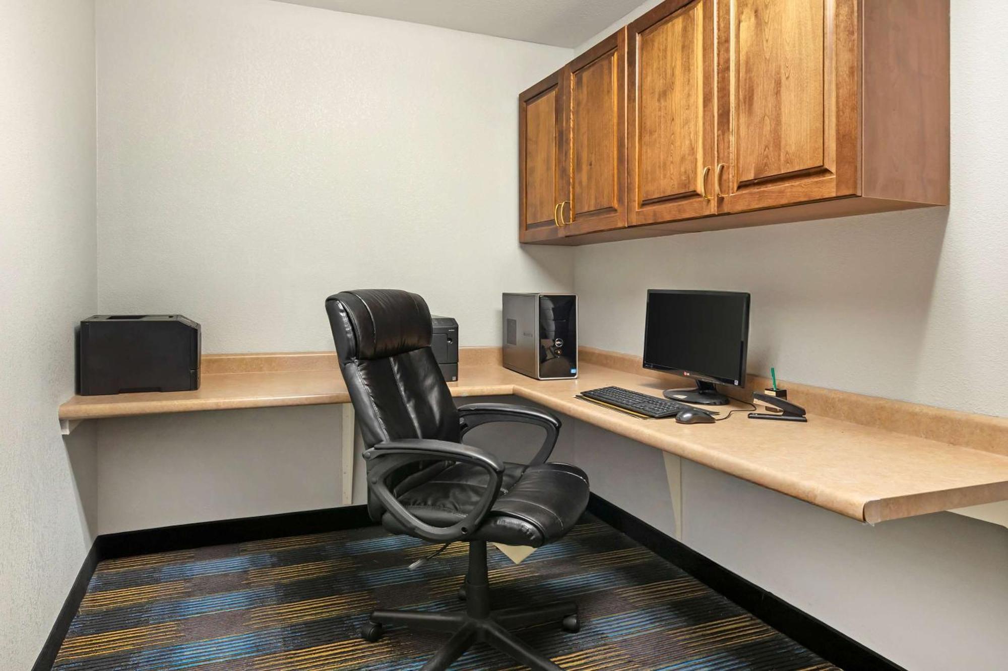 Quality Inn & Suites Fort Madison Near Hwy 61 Luaran gambar